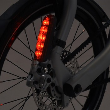 STRIDA LED achterlicht - fietslampjes - LED - led lamp - nl - strida - veiligheid - verlichting - zichtbaarheid