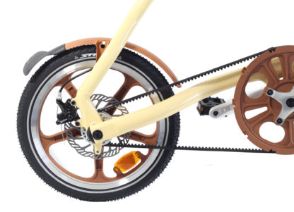 STRIDA LT Desert Sand - 16 pouces - à vendre - acheter - Acheter des vélos pliables - Acheter des vélos pliants - Acheter un vélo pliable - Acheter un vélo pliant - forme triangulaire - Léger - lt - Magasin - Magasin de vélo pliant - nouveau - strida - triangulaire - vélo - vélo compact - Vélo design - vélo pliable - vélo pliant - Vélo pliant design - vélo pliant design strida - Vélo pliant triangulaire - vélo pliant unique - Vélos pliable - Vélos pliants - Vitesse unique