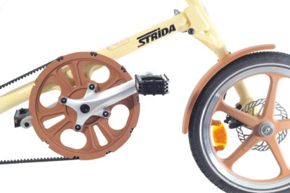 STRIDA LT Desert Sand - 16 pouces - à vendre - acheter - Acheter des vélos pliables - Acheter des vélos pliants - Acheter un vélo pliable - Acheter un vélo pliant - forme triangulaire - Léger - lt - Magasin - Magasin de vélo pliant - nouveau - strida - triangulaire - vélo - vélo compact - Vélo design - vélo pliable - vélo pliant - Vélo pliant design - vélo pliant design strida - Vélo pliant triangulaire - vélo pliant unique - Vélos pliable - Vélos pliants - Vitesse unique