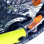 STRIDA SX Black Neon - 18 Zoll - Design Fahrrad - Design Faltrad - dreieckig - dreieckiges - Dreieckiges Faltrad - Eingang - einzigartiges Faltrad - Fahrrad - Faltbares Fahrrad - Faltbares Fahrrad kaufen - Faltbares Fahrräder kaufen - Faltrad - Faltrad-Shop - Falträder - Falträder kaufen - Geschäft - Kaufen - Klapprad - Klapprad kaufen - Leicht - neu - strida - Strida design Faltrad - sx - zu verkaufen - zusammenklappbares Fahrrad