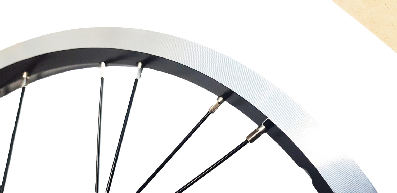 16 pouces roue à rayons avant STRIDA en aluminium (noir) STRIDA