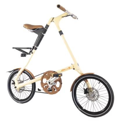 STRIDA EVO 3S Desert Sand Ultra - 18 Zoll - Design Fahrrad - Design Faltrad - Drei Gang - dreieckig - dreieckiges - Dreieckiges Faltrad - einzigartiges Faltrad - evo 3s - Fahrrad - Faltbares Fahrrad - Faltbares Fahrrad kaufen - Faltbares Fahrräder kaufen - Faltrad - Faltrad-Shop - Falträder - Falträder kaufen - Geschäft - Kaufen - Klapprad - Klapprad kaufen - Leicht - neu - strida - Strida design Faltrad - Sturmey archer - zu verkaufen - zusammenklappbares Fahrrad